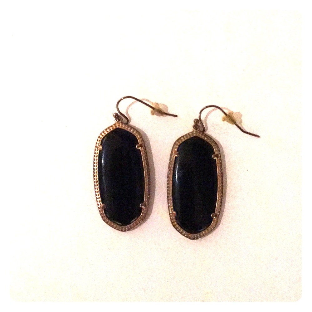 Black and gold Kendra Scott Elle drop earrings
